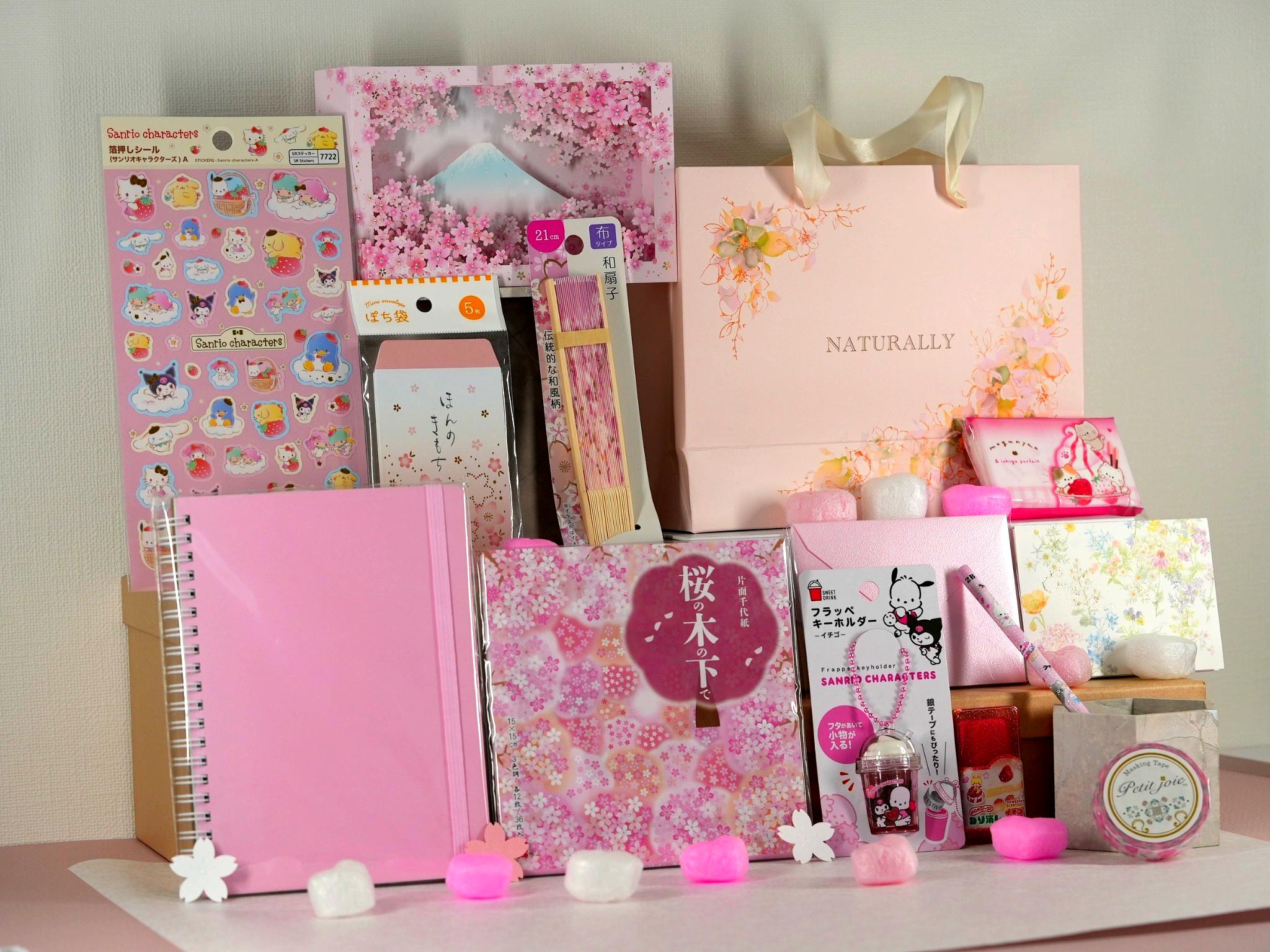 kit de papeterie japonaise sur la thematique sakura fleurs de cerisier